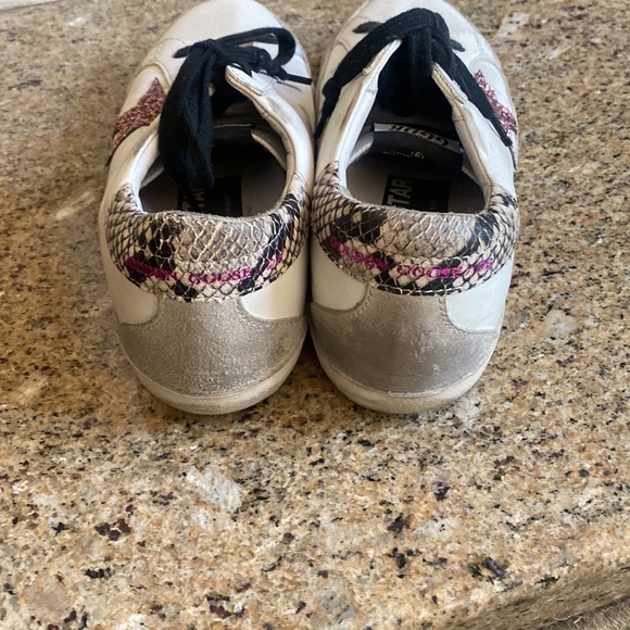 Golden Goose Tennis shoes!! - Picture 3 of 5